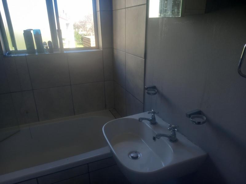2 Bedroom Property for Sale in Churchill Estate Western Cape